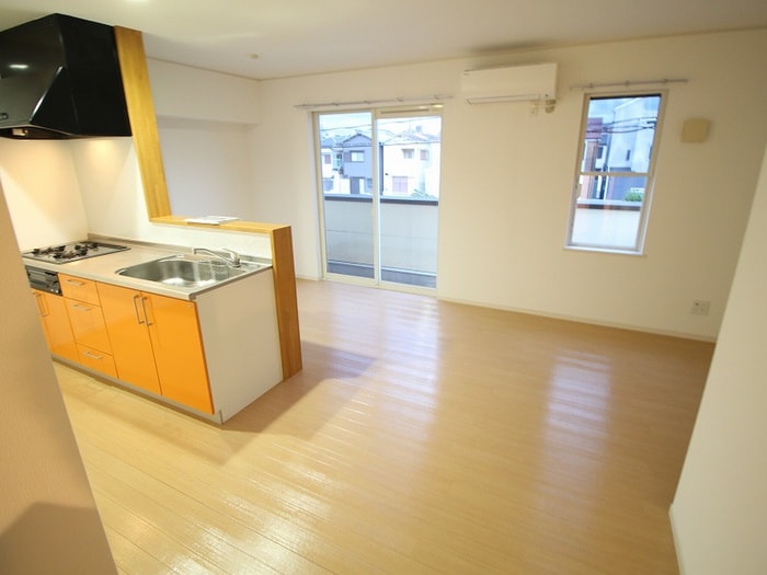 居室 ルシアＳ＆Ｔ