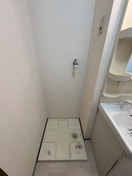 洗濯機置場 ｱﾝﾌﾟﾙ-ﾙﾌｪ-ﾙＲＥＡＬＩＦＥ　Ⅱ