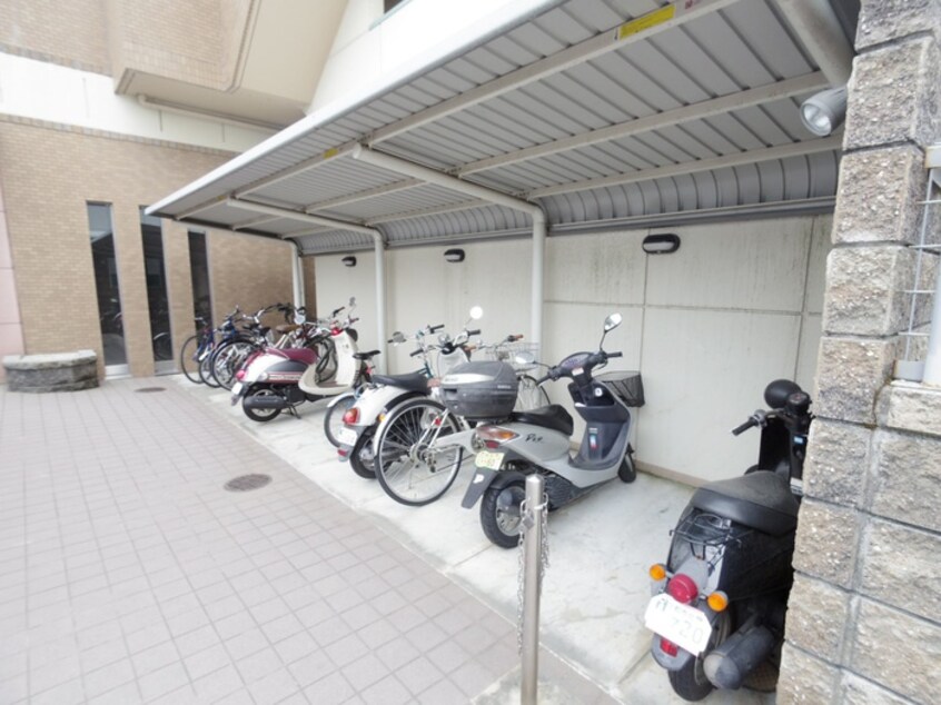 バイク置き場 ＩＮＡＫビルⅡ