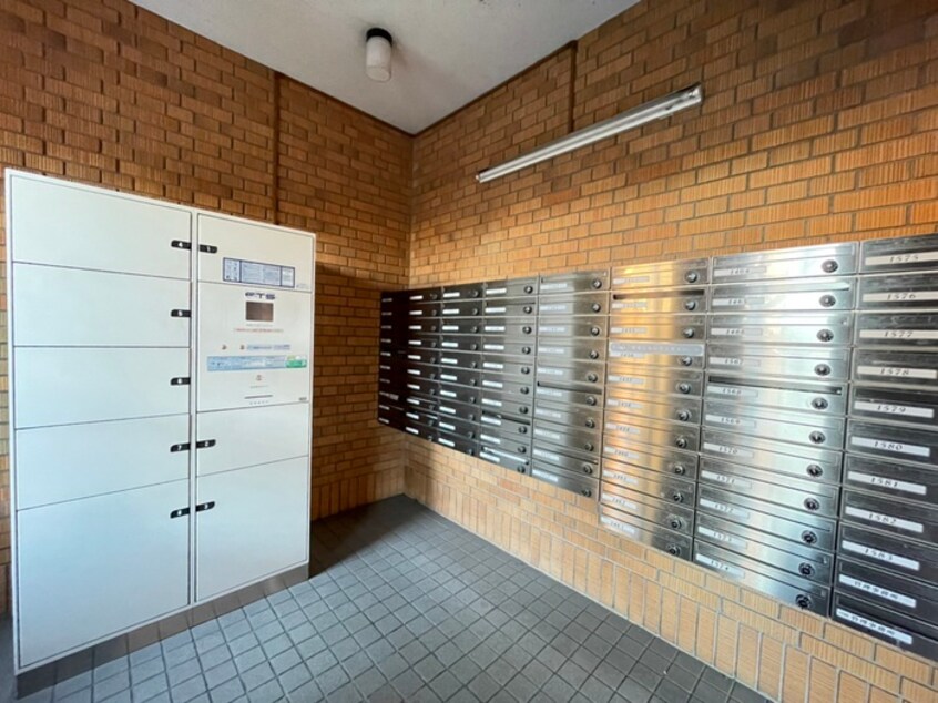 エントランス部分 ネオレジデンス