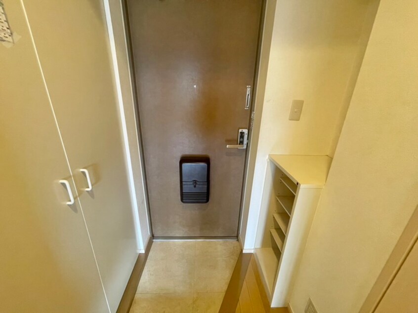 玄関 ネオレジデンス