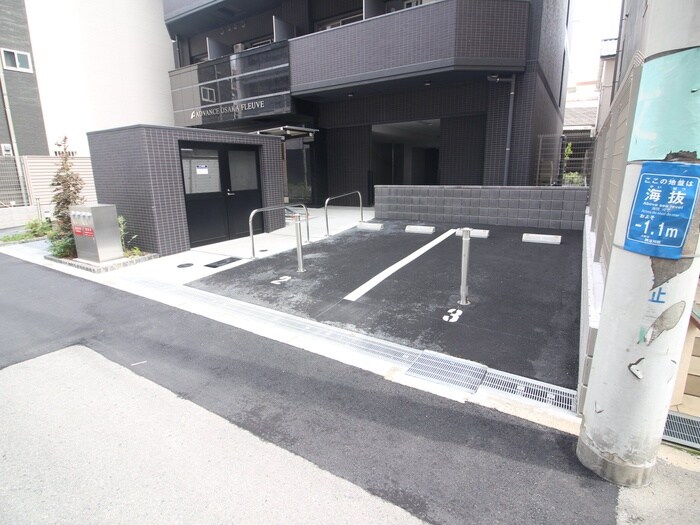 駐車場 アドバンス大阪フルーヴ（1201）