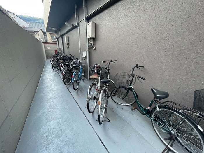 駐輪場 サンパレス山崎