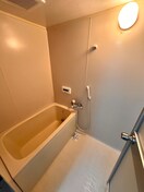 バス／シャワールーム等 マンションエトワ－ル