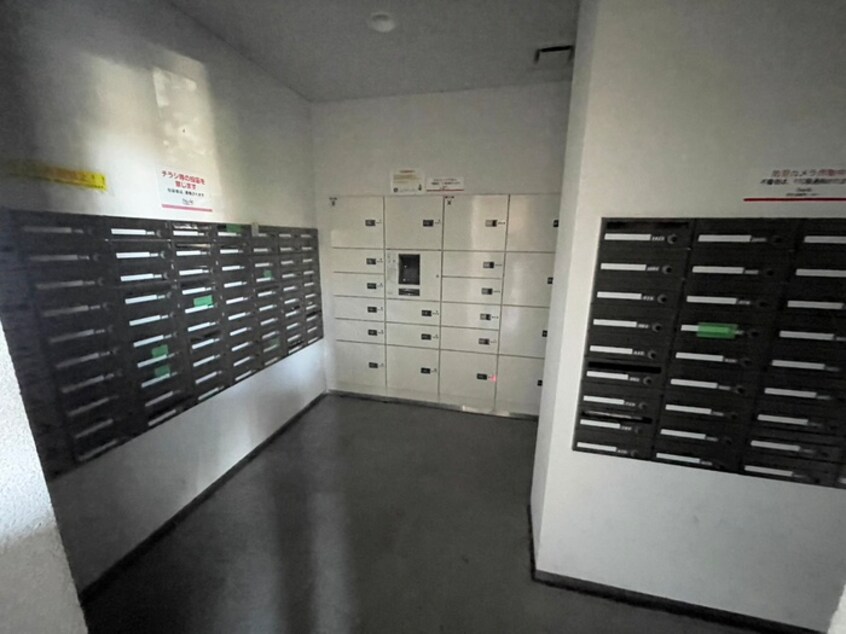 建物設備 サニープレイス港島