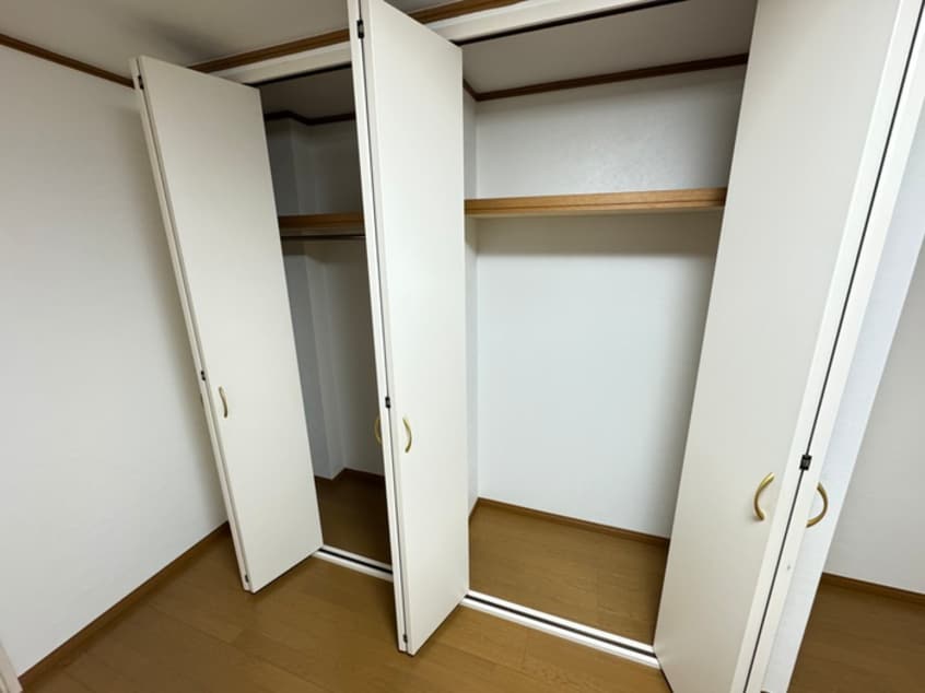 収納 熊内７ビル