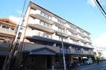 ファミ－ル山喜