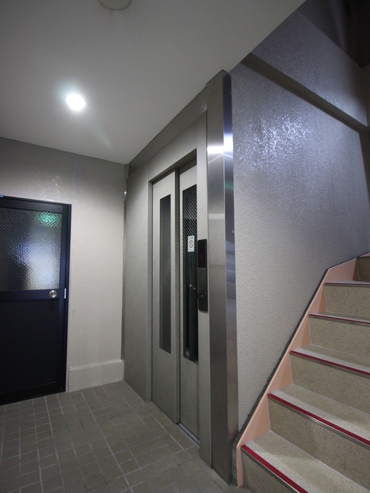 エントランス部分 サンハイツ東小橋