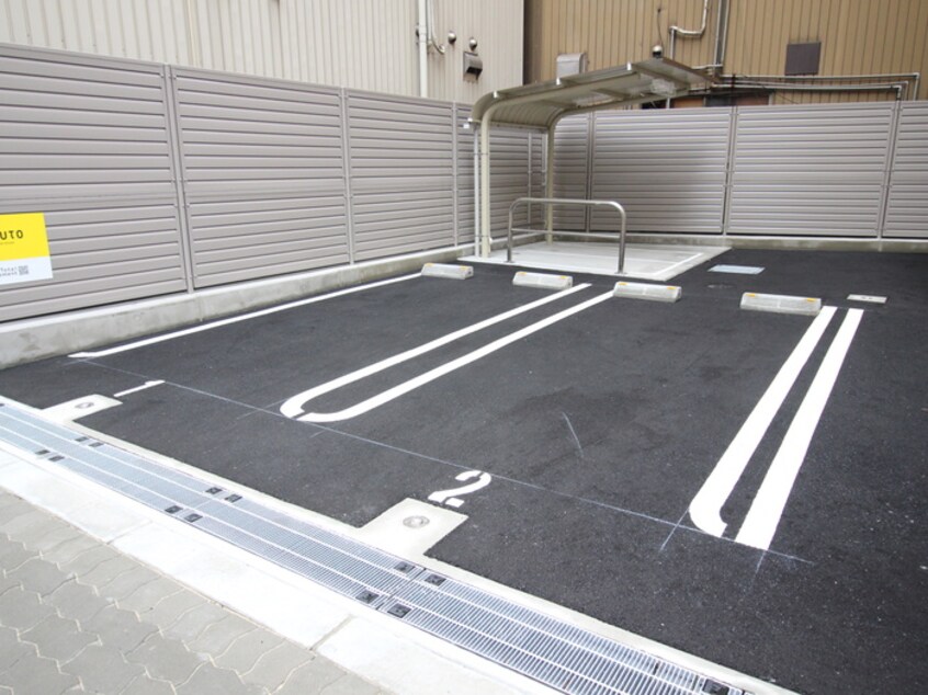 駐車場 CASAREGULUS新大阪北