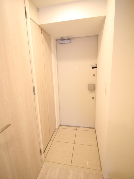 玄関 CASAREGULUS新大阪北