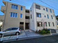 メゾンフィオーレ