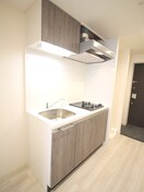 キッチン ﾌﾟﾚｻﾝｽOSAKA西中島ﾘｴｿﾞﾝ(501)