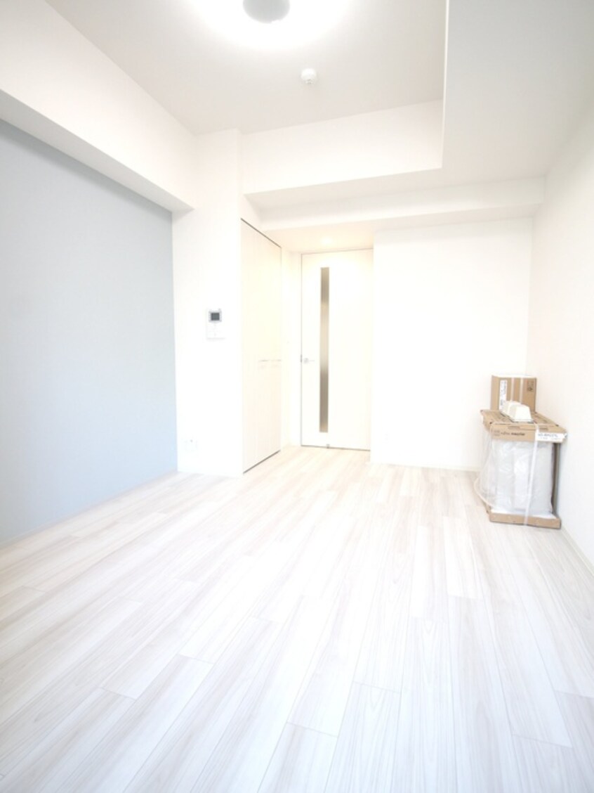 内観写真 ﾌﾟﾚｻﾝｽOSAKA西中島ﾘｴｿﾞﾝ(501)