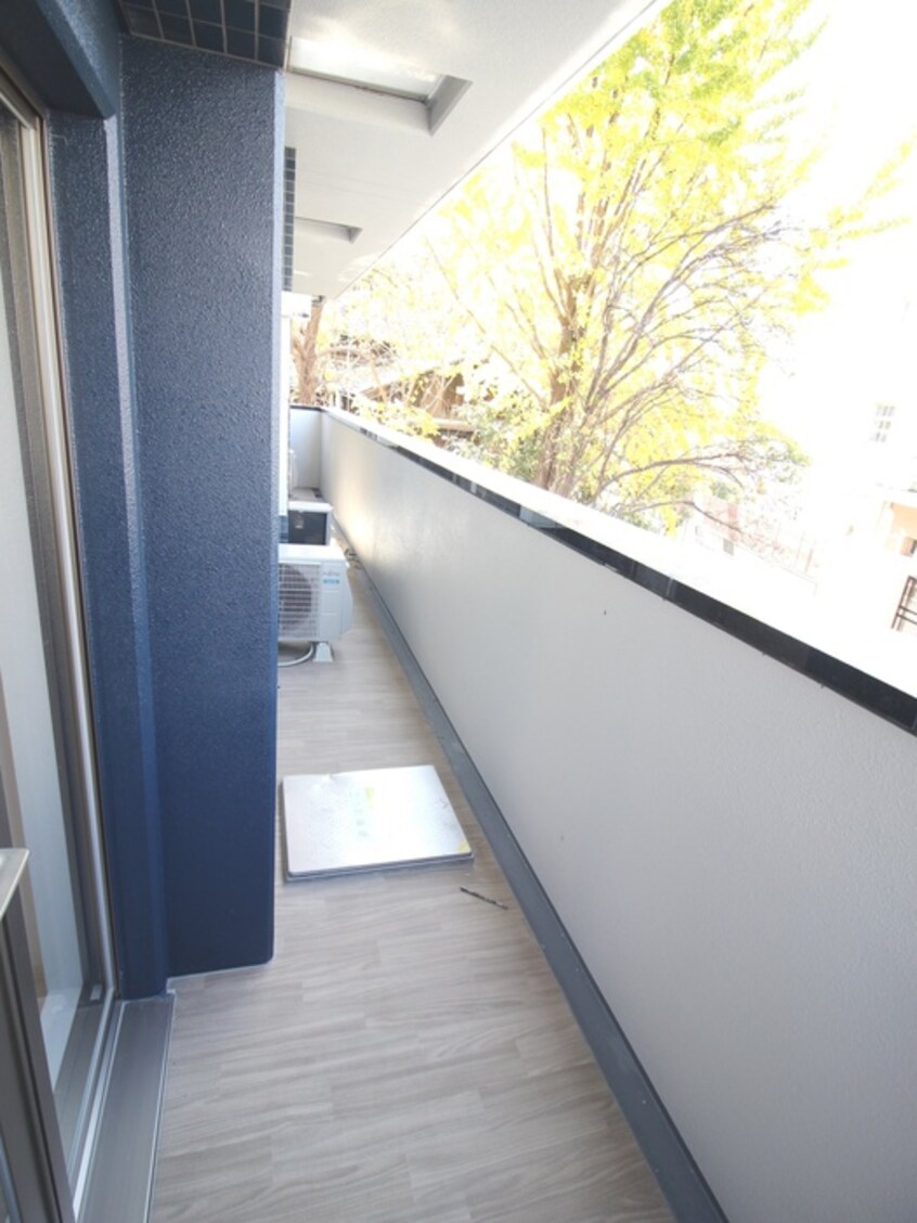 ベランダ・バルコニー ﾌﾟﾚｻﾝｽOSAKA西中島ﾘｴｿﾞﾝ(501)