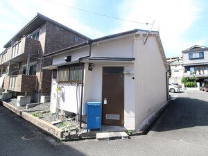 翠香園町平屋