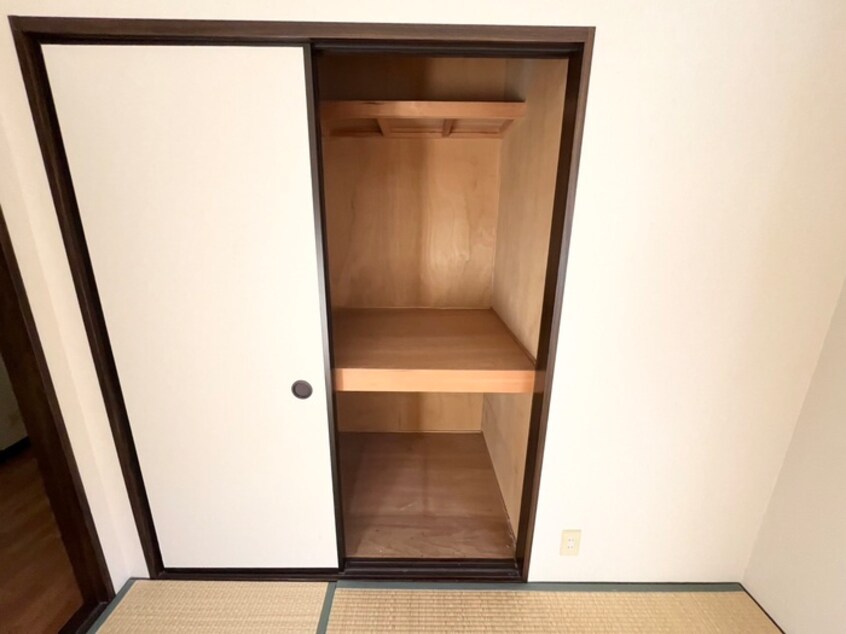 収納 フレグランス桂　Ｂ棟