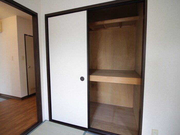 収納 フレグランス桂　Ｂ棟