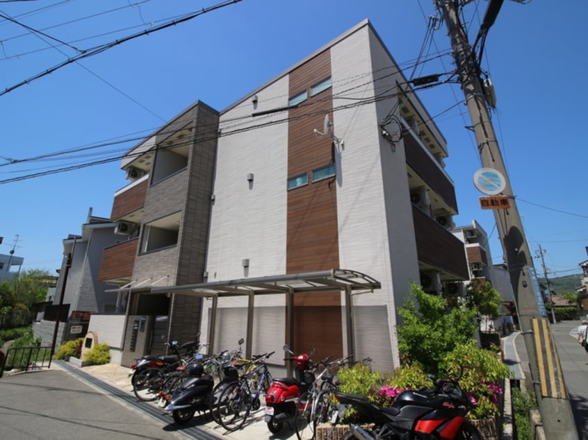 外観写真 マノワールⅡ番館