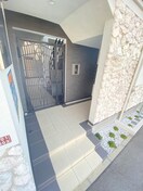 エントランス部分 ディアコート光善寺