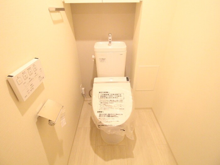 トイレ ﾜｺｰﾚｻﾞ･神戸ﾄｱﾛｰﾄﾞ(817)