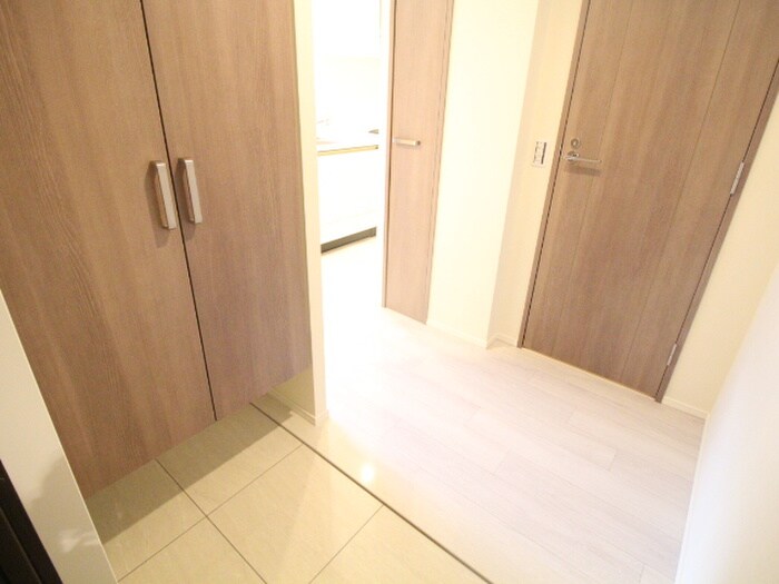 玄関 ﾜｺｰﾚｻﾞ･神戸ﾄｱﾛｰﾄﾞ(817)