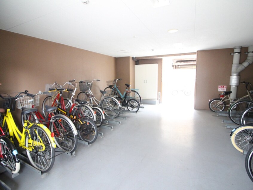 駐輪場 プレサンス梅田北デイズ(503)