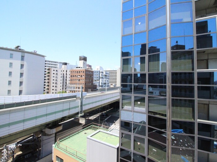 室内からの展望 シ－ズ・アパ－トメント中之島