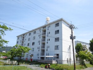 高島マンション（401）