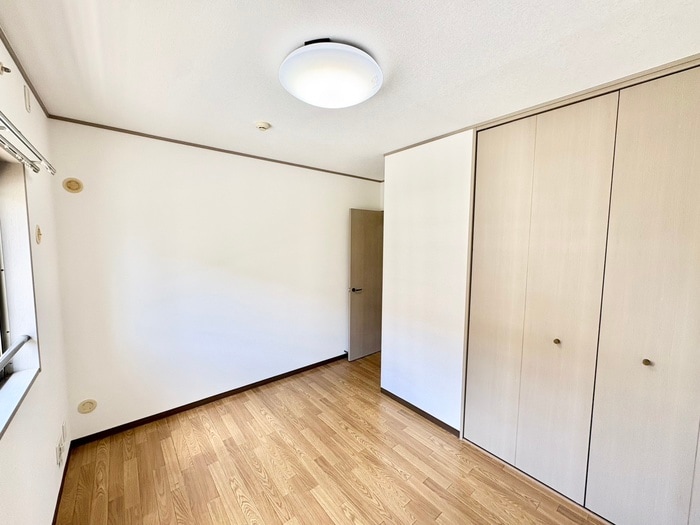 居室 東香里野村マンション