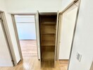収納 東香里野村マンション