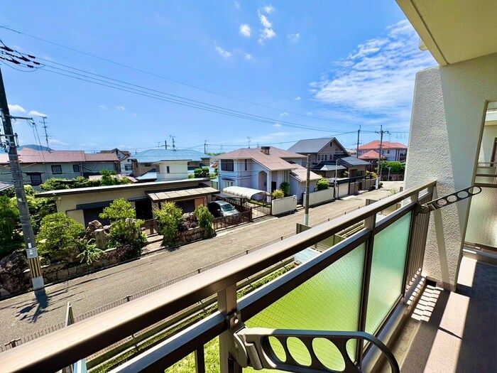 室内からの展望 東香里野村マンション