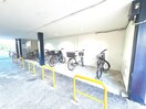 駐輪場 レオハイム木屋