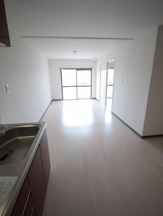 居室 レオハイム木屋