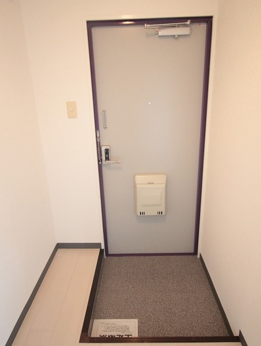 玄関 レオハイム木屋