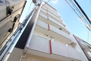 ＯＮＬＹ　ＯＮＥ　鶴の荘