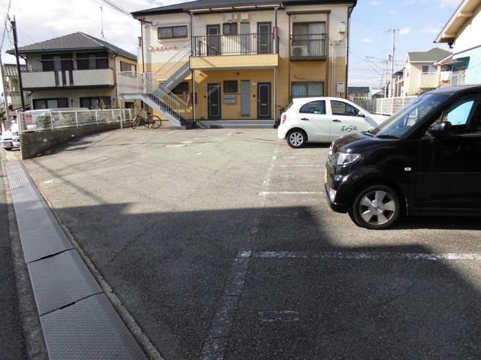 駐車場 エクレ－ル