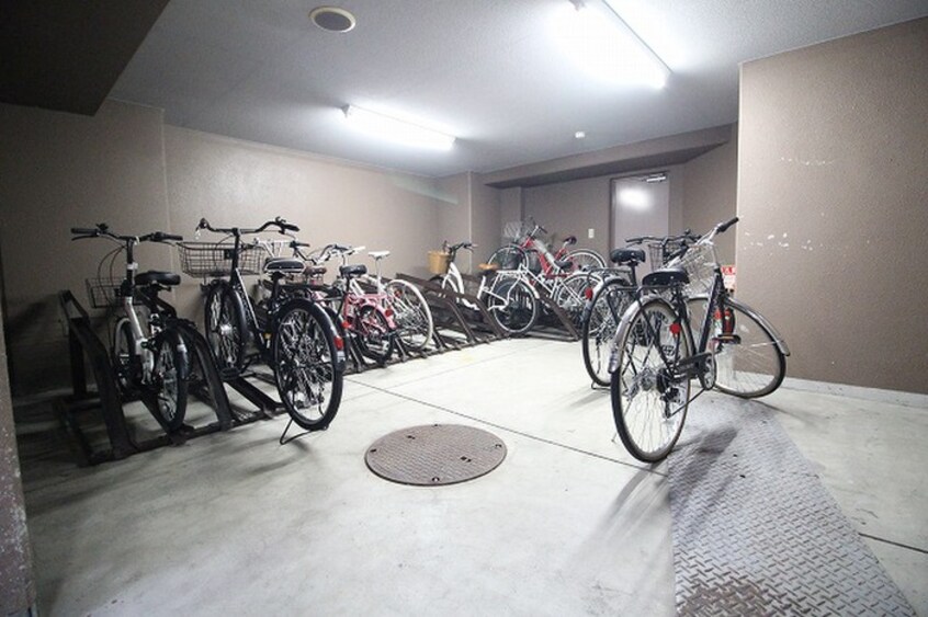 駐輪場 ベラジオ四条堀川(705)