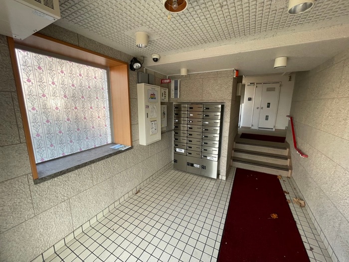 エントランス部分 アウフヘ－ベン東宝塚