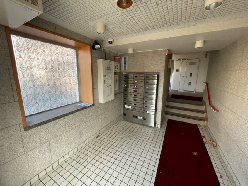 エントランス部分 アウフヘ－ベン東宝塚