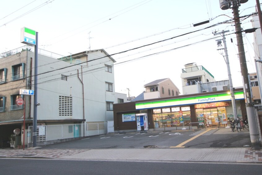 ファミリーマート東田辺三丁目店(コンビニ)まで350m パルク七星・長居公園