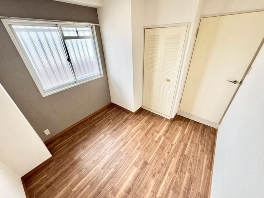 居室 ドミトリ－箕面