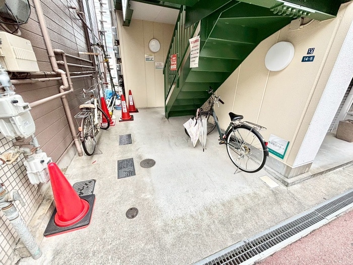 駐輪場 石橋マンション柊