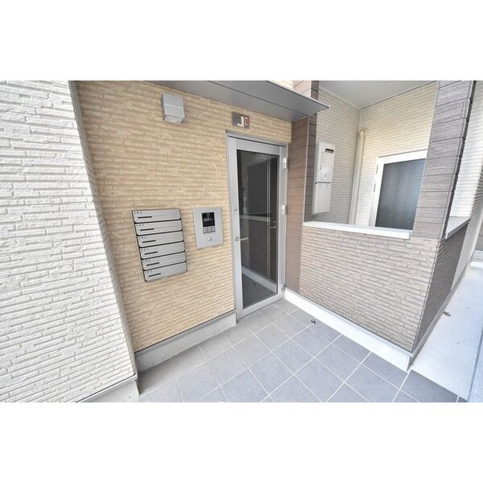 エントランス部分 山法師