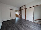 居室 天美西戸建て