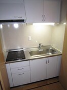 キッチン アスティナ御堂筋本町