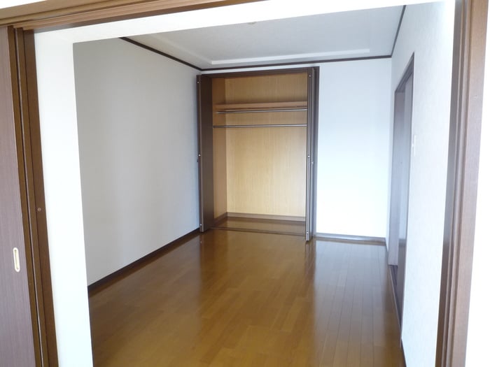 居室 信和ﾊｲﾂ