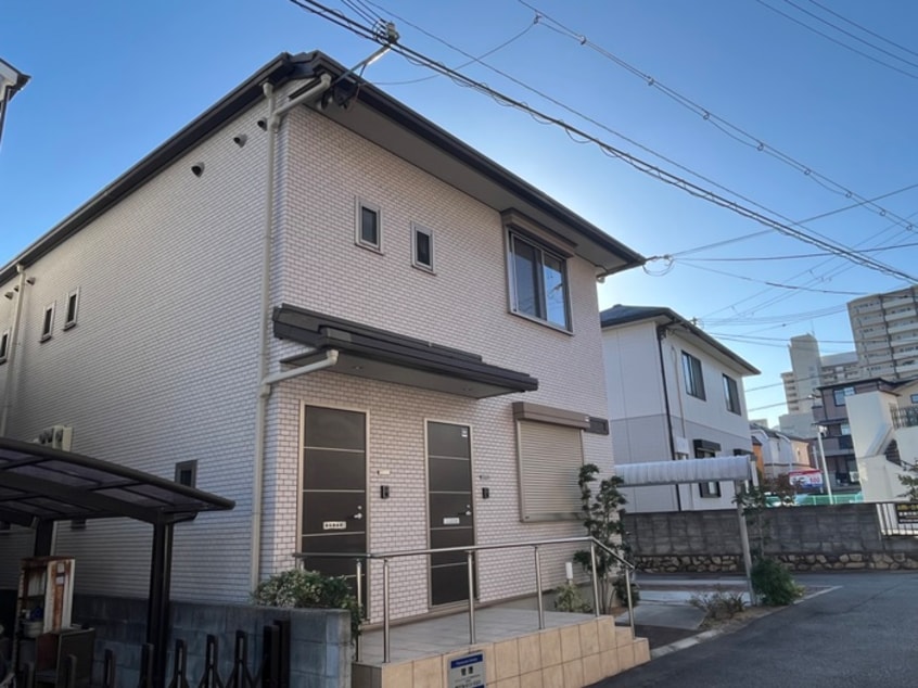 外観写真 ヴィオラ逆瀬川