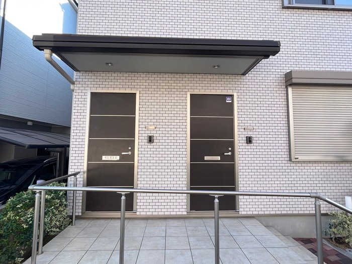 エントランス部分 ヴィオラ逆瀬川