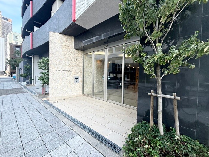エントランス部分 ＡＦＦＬＵＥＮＣＥ難波