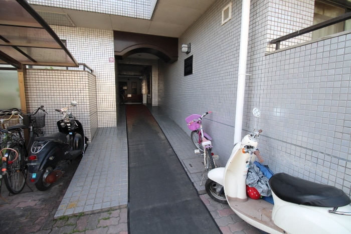 エントランス部分 コスモス東豊中
